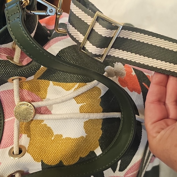 Boden Canvas Bucket Bag/Crossbody - Picture 5 of 7